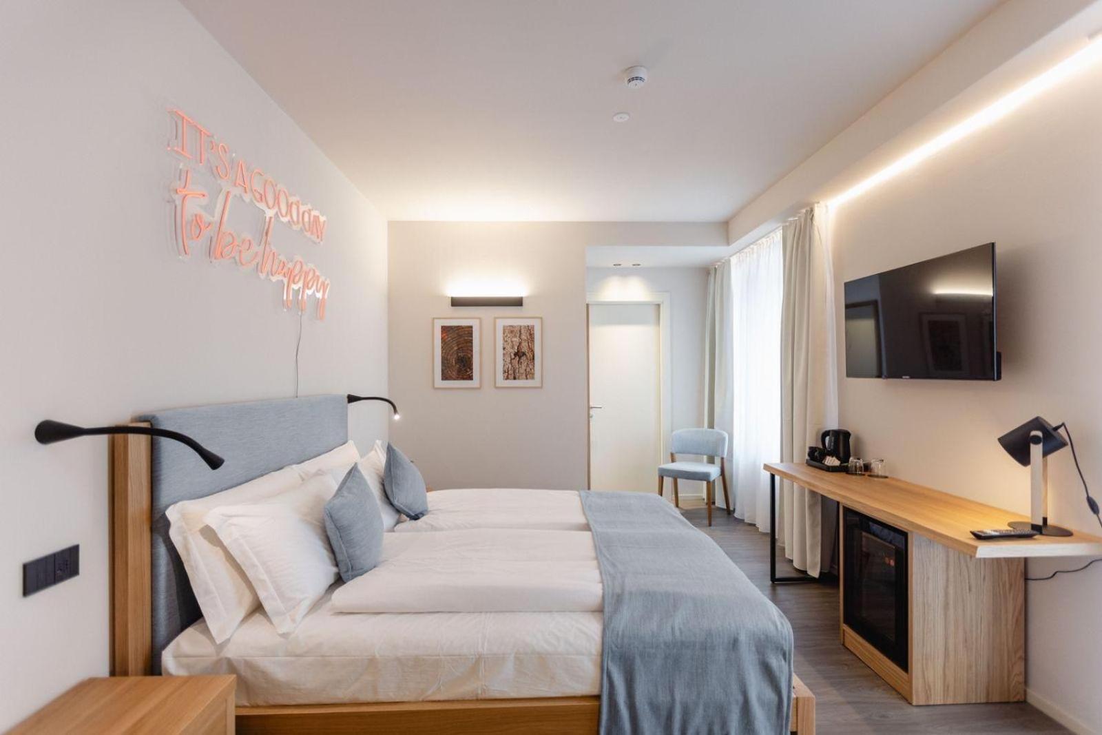 Terra Hotel Boutique Тирано Экстерьер фото